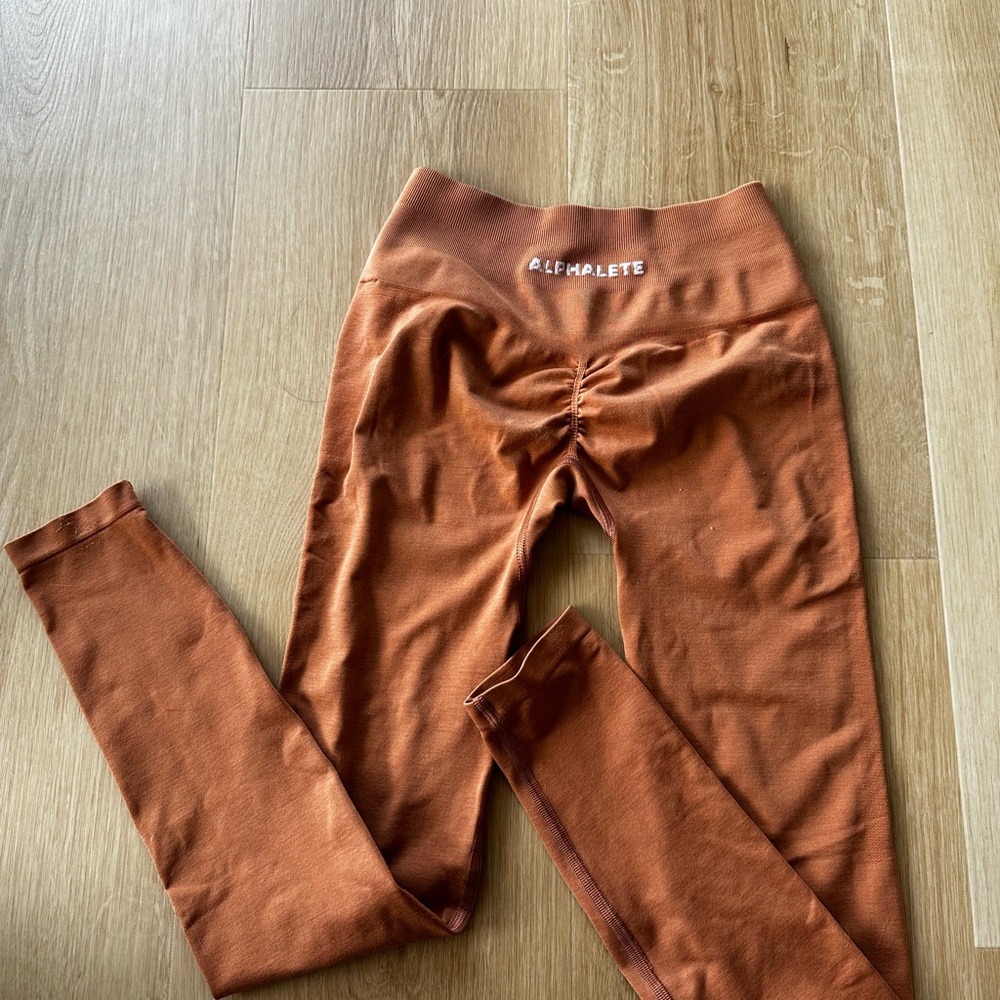 Alphalete Amplify Leggings